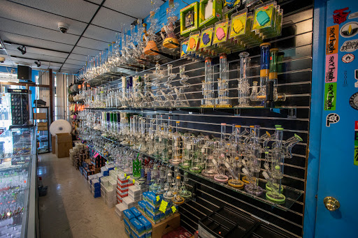 Tobacco Shop «Sky High Smoke Shop», reviews and photos, 33 W Southern Ave, Tempe, AZ 85282, USA