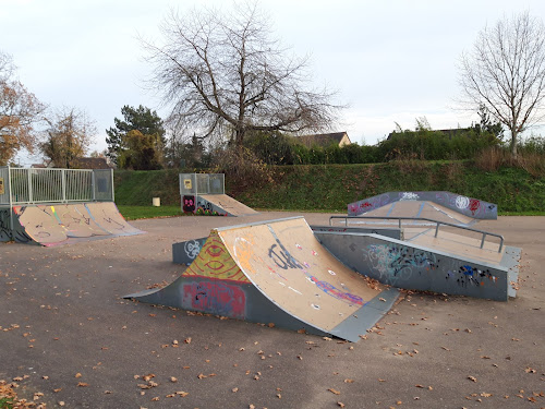 Skate park à Rosny-sur-Seine