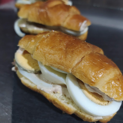 Bar Piscolabis AZKENA ARENALES Gran Canaria