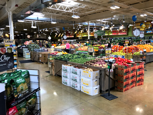 Grocery Store «Fresh Thyme Farmers Market - Mayfield Heights», reviews and photos, 1545 Golden Gate Plaza, Mayfield Heights, OH 44124, USA