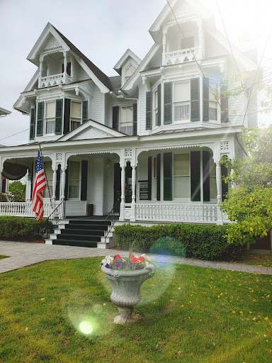 Funeral Home «Holcombe-Fisher Funeral Home», reviews and photos, 147 Main St, Flemington, NJ 08822, USA