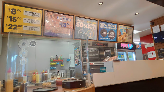 Comments and reviews of Domino's Pizza Dunedin South