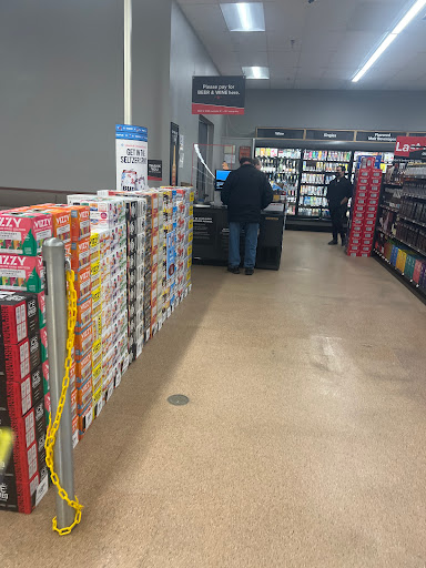 Grocery Store «Giant Food Stores», reviews and photos, 720 W Street Rd, Warminster, PA 18974, USA