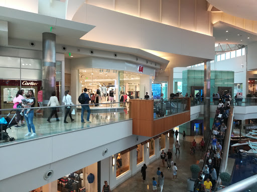 Clothing Store «H&M», reviews and photos, 4200 Conroy Rd, Orlando, FL 32839, USA