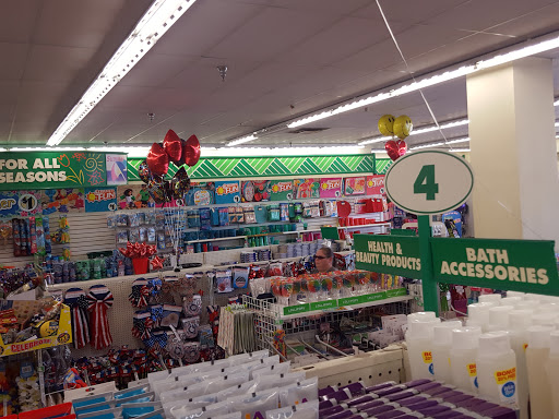 Dollar Store «Dollar Tree», reviews and photos, 28776 Gratiot Ave, Roseville, MI 48066, USA
