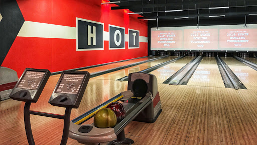 Bowling Alley «Brunswick Zone XL Brooklyn Park», reviews and photos, 7545 Brooklyn Blvd, Brooklyn Park, MN 55443, USA