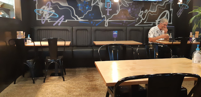 https://www.burgerfuel.co.nz/nz