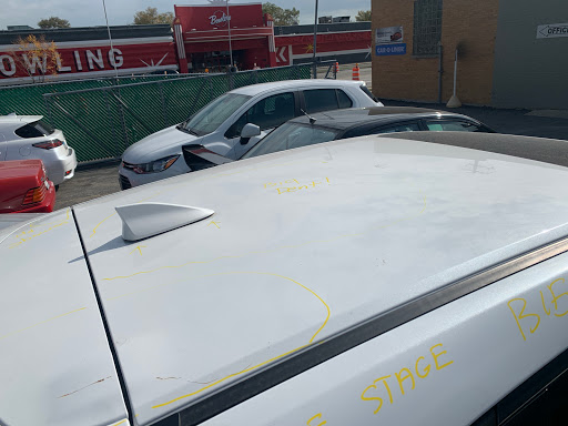 Auto Body Shop «E&M Auto Body Shop», reviews and photos, 3120 River Rd, River Grove, IL 60171, USA