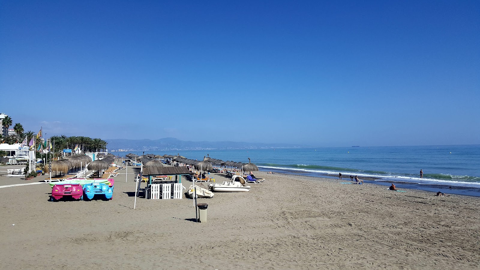 Φωτογραφία του Playa Bajondillo - δημοφιλές μέρος μεταξύ λάτρεις της χαλάρωσης