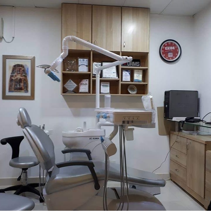 Dr. Ashars Gum Surgery And Dental Clinic