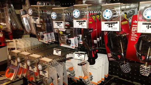 Home Improvement Store «The Home Depot», reviews and photos, 18700 Meyers Rd, Detroit, MI 48235, USA