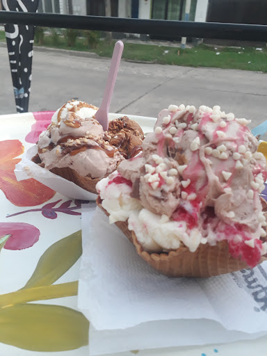 Heladeria yampi - Ice cream shop en Granadero Baigorria