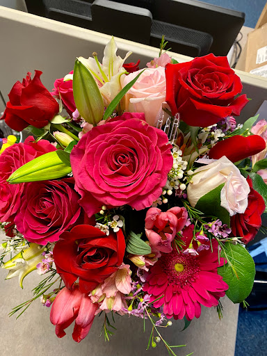 Florist «Floral & Fruit Paradise», reviews and photos, 2704 Bridge Ave, Cleveland, OH 44113, USA