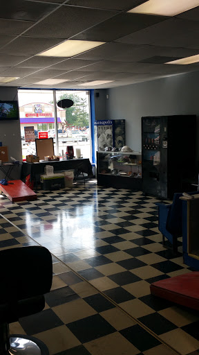 Barber Shop «Marlos Barbershop», reviews and photos, 5917 E 86th St, Indianapolis, IN 46250, USA