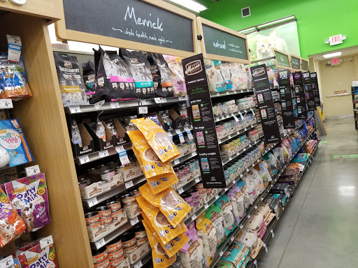 Pet Supply Store «Petco Animal Supplies», reviews and photos, 3551 W Hillsboro Blvd, Deerfield Beach, FL 33442, USA