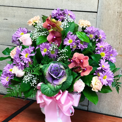 Tehama Floral Company image