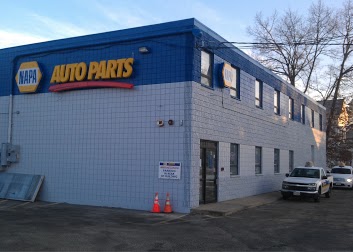 Auto Parts Store «NAPA Auto Parts - Genuine Parts Company», reviews and photos, 4 Middlesex Ave, Wilmington, MA 01887, USA
