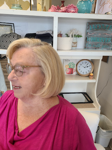 Beauty Salon «Serendipity Salon», reviews and photos, 309 S Hickory Dr, Bloomington, IN 47403, USA