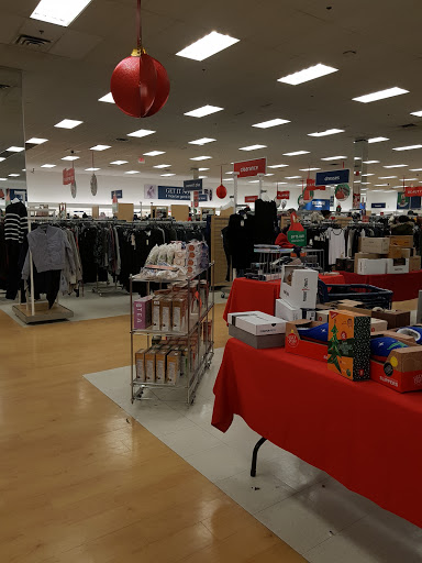 Department Store «Marshalls», reviews and photos, 8 Allstate Rd, Dorchester, MA 02125, USA