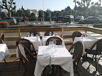Atmosphère du Restaurant français Le Singe à Trouville-sur-Mer - n°3