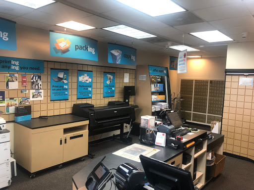 Shipping and Mailing Service «The UPS Store», reviews and photos, 208-10 Cross Island Pkwy, Bayside, NY 11360, USA