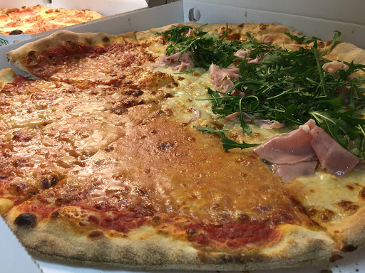 Pizzeria Farina e Pomodoro in Laigueglia, Provincia di Savona