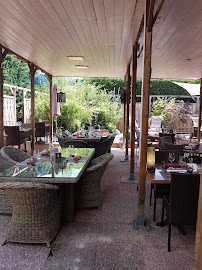 Atmosphère du Restaurant français LE CHRISTINA RESTAURANT à Ville-la-Grand - n°19