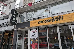 Moose Bawr image