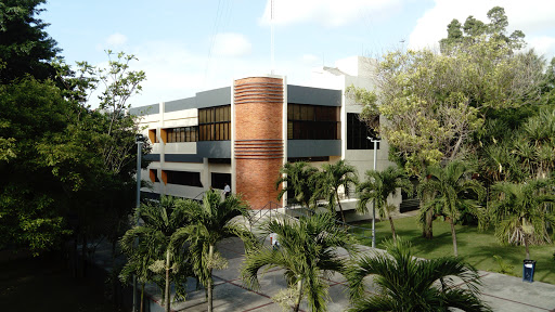 Escuelas formacion profesional en Santo Domingo