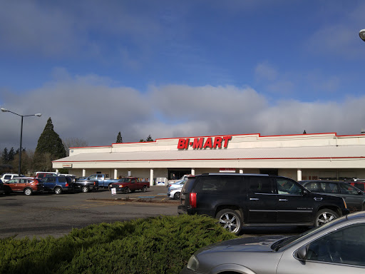 Department Store «Bi-Mart», reviews and photos, 3225 Pacific Ave, Forest Grove, OR 97116, USA