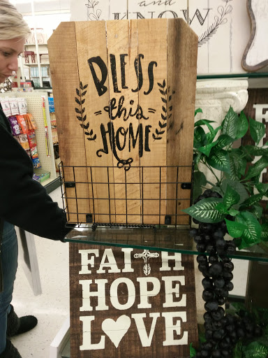 Craft Store «Hobby Lobby», reviews and photos, 7370 Woodward Ave, Woodridge, IL 60517, USA