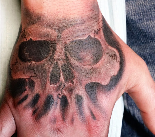 Tattoo Shop «Black Heart Tattoo», reviews and photos, 6526 Mahoning Ave, Youngstown, OH 44515, USA