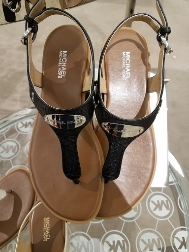 Stores to buy women's clarks sandals Denver