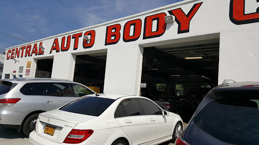 Auto Body Shop «Central Auto Body Collision», reviews and photos, 422 Saw Mill River Rd, Yonkers, NY 10701, USA