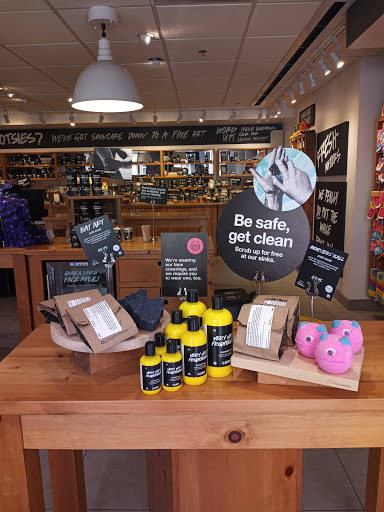 Cosmetics Store «Lush», reviews and photos, 1001 Aliceanna St, Baltimore, MD 21202, USA