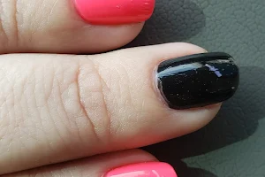 V Nails image