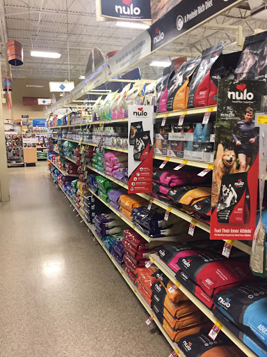 Pet Supply Store «PetSmart», reviews and photos, 1015 Village Center Dr, Tarentum, PA 15084, USA