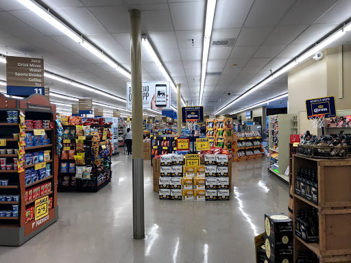 Grocery Store «Food Lion», reviews and photos, 5426 Six Forks Rd, Raleigh, NC 27609, USA