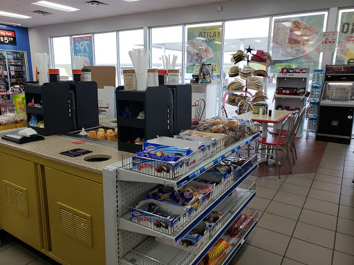 Convenience Store «Stripes #2446», reviews and photos, 1800 I-37 Frontage Rd, George West, TX 78022, USA