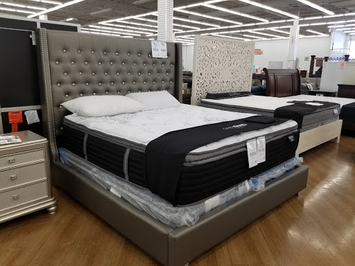 Furniture Store «Midwest Clearance Center», reviews and photos, 1316 W Lark Industrial Dr, Fenton, MO 63026, USA