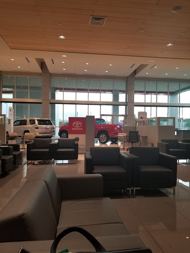 Toyota Dealer «Toyota of Fort Walton Beach», reviews and photos, 1006 Beal Pkwy NW, Fort Walton Beach, FL 32547, USA