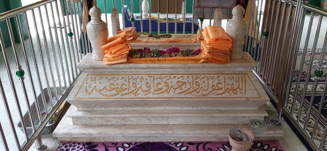 Makam Al-Habib Selamat Al-Bahasyim
