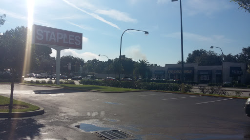 Office Supply Store «Staples», reviews and photos, 101 W Vine St, Kissimmee, FL 34741, USA