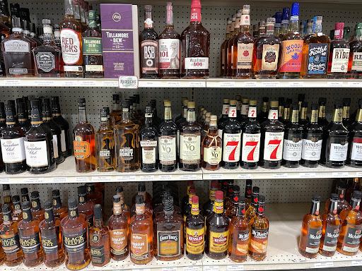 Liquor Store «Short Stop Wine & Spirits», reviews and photos, 2190 Eagle Creek Ln # F, St Paul, MN 55129, USA