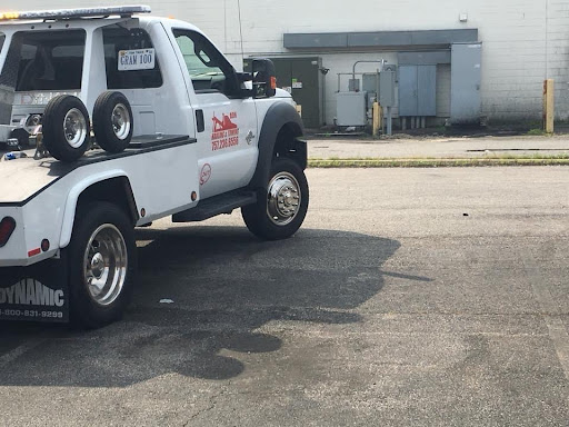 Auto Parts Store «Pep Boys Auto Parts & Service», reviews and photos, 1116 Lynnhaven Pkwy, Virginia Beach, VA 23452, USA