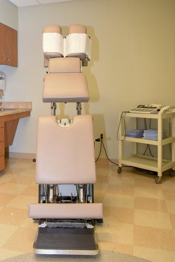 Chiropractor «Arrowhead Clinic Chiropractor Riverdale», reviews and photos