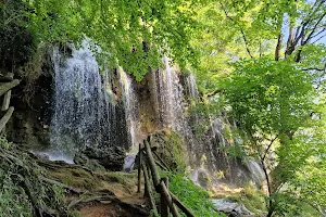 Etropole waterfall Varovitets image