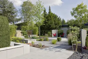 Idea Garden Rinn concrete and natural stone image