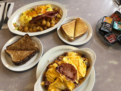 Smitty's Family Restaurant - 100 Mile House