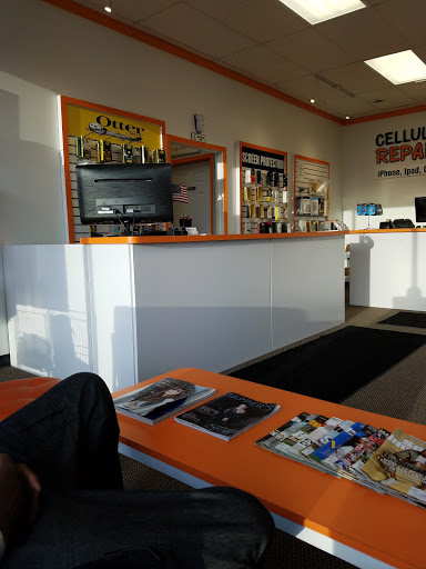 Cell Phone Store «Cellular Repair Center Inc, IPHONE & ANDROID REPAIRS», reviews and photos, 29576 Orchard Lake Rd, Farmington Hills, MI 48334, USA